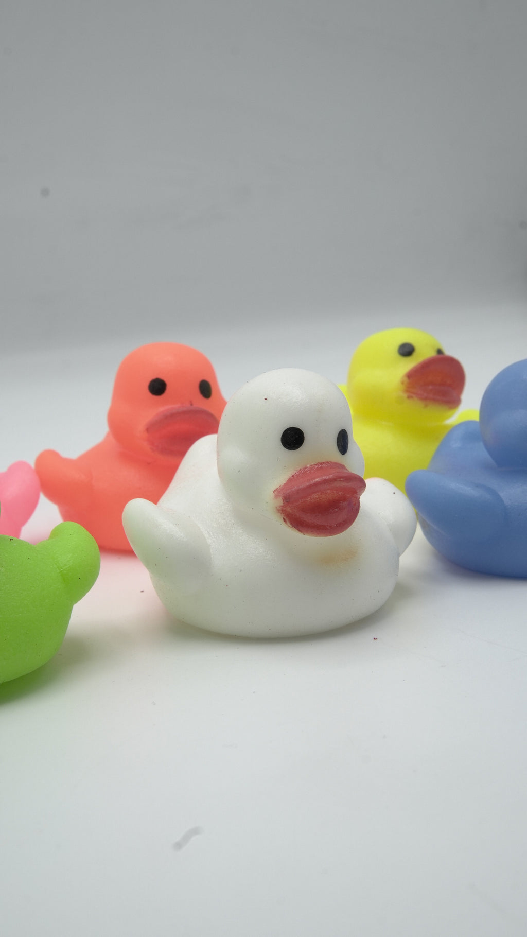 Colorful Mini Rubber Duckies Set: Floating & Squeaky Bath Toys