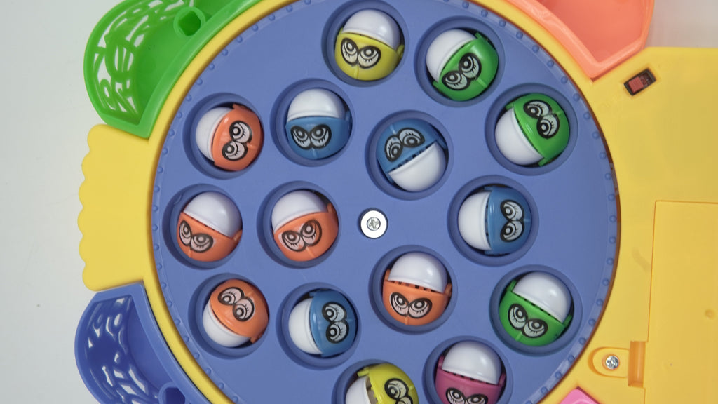 Interactive Kids' Electric Music Rotating Fishing Game (4 Players)